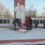 В селе Новотрёхсвятское прошла церемония возложения цветов к памятнику Павшим воинам - Иссинский район