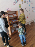 В Центральной районной библиотеке р.п. Исса развернута выставка – предупреждение «Что такое кибертерроризм?»