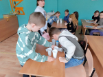 Культорганизатор Центрального районного Дома культуры провела развлекательную программу «Смейтесь больше»
