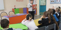 В библиотеках Иссинского района прошли патриотические мероприятия, посвящённые Дню Героев Отечества - Иссинский район